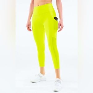 Fabletics On-The-Go PowerHold High-Waisted Capri